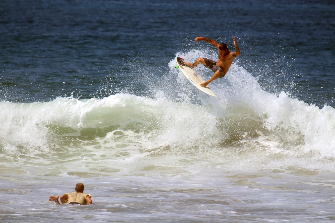 beach-sea-coast-ocean-wave-surfer-692-pxhere.com