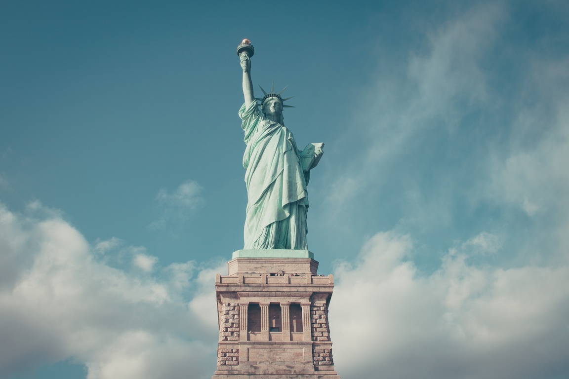 cloud-sky-new-york-monument-statue-statue-of-liberty-12015-pxhere.com